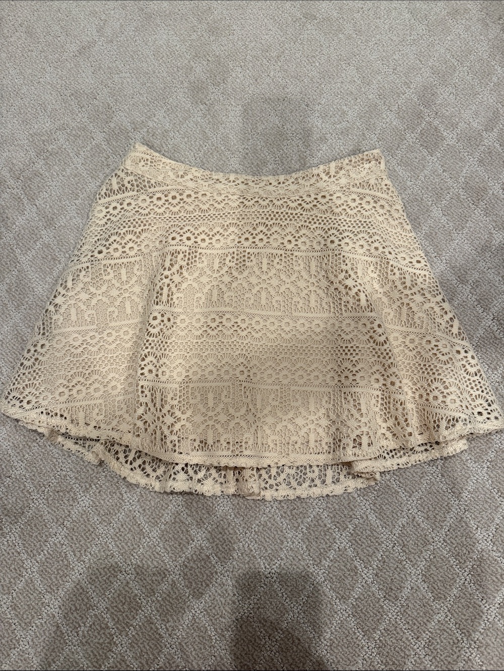 Forever 21 Cream Lace Circle Skirt